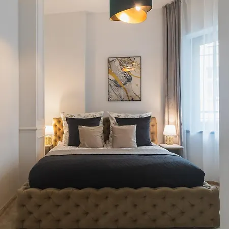 Apartment Hanza Tower - Golden Heaven