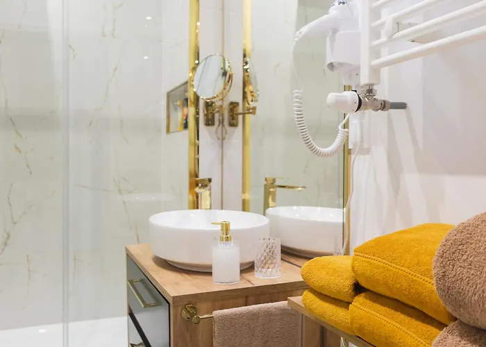 Hanza Tower - Golden Heaven Apartman